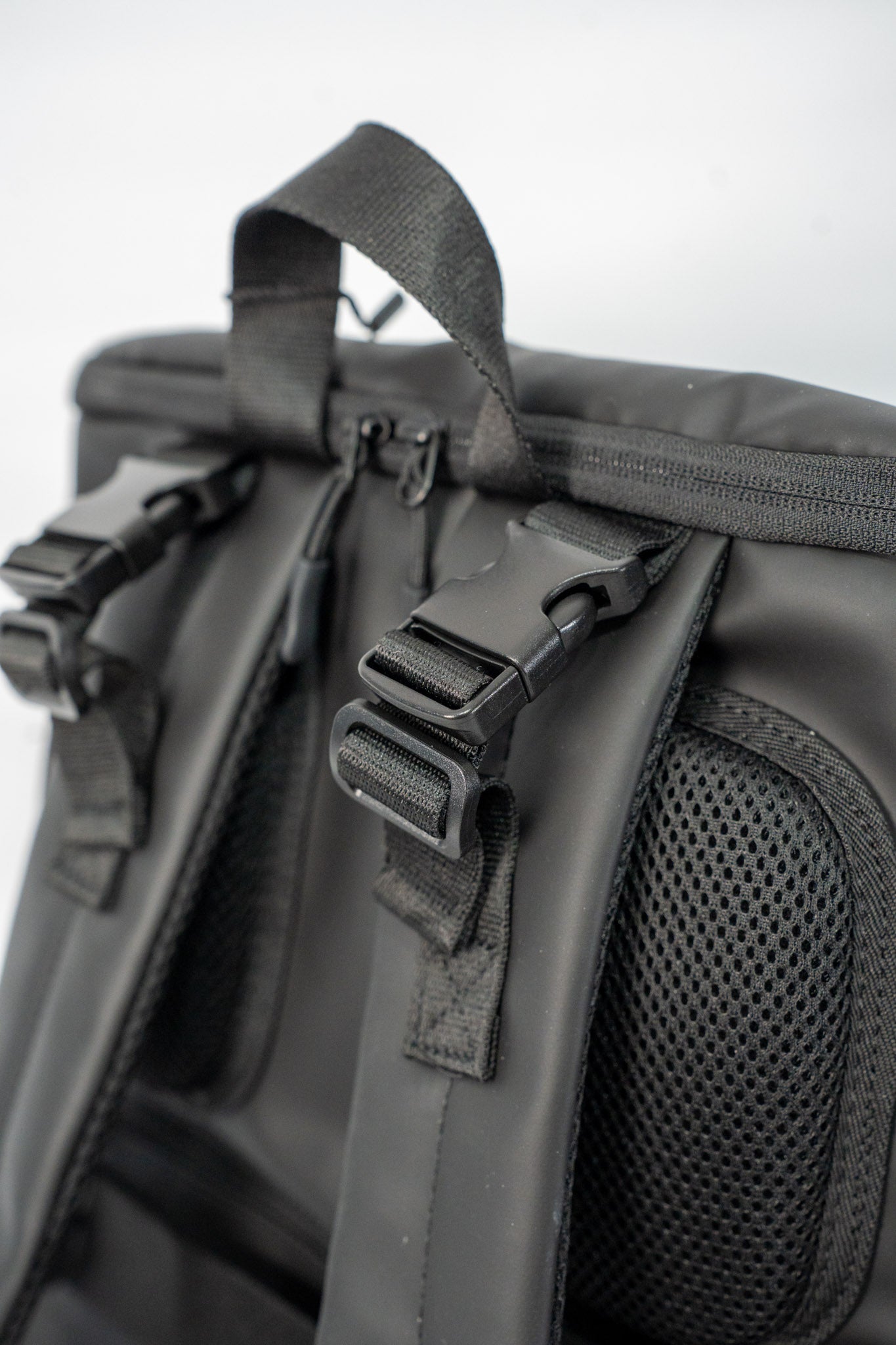 The One Backpack - Black