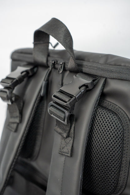The One Backpack - Black